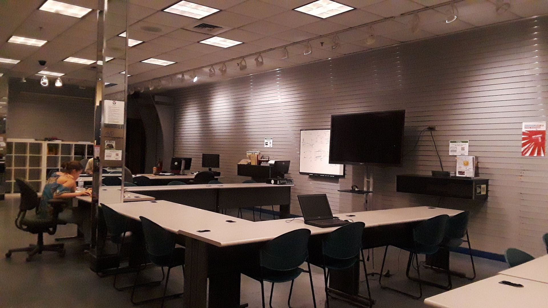 AMRoC Fab Lab, Tampa Book Online Coworker