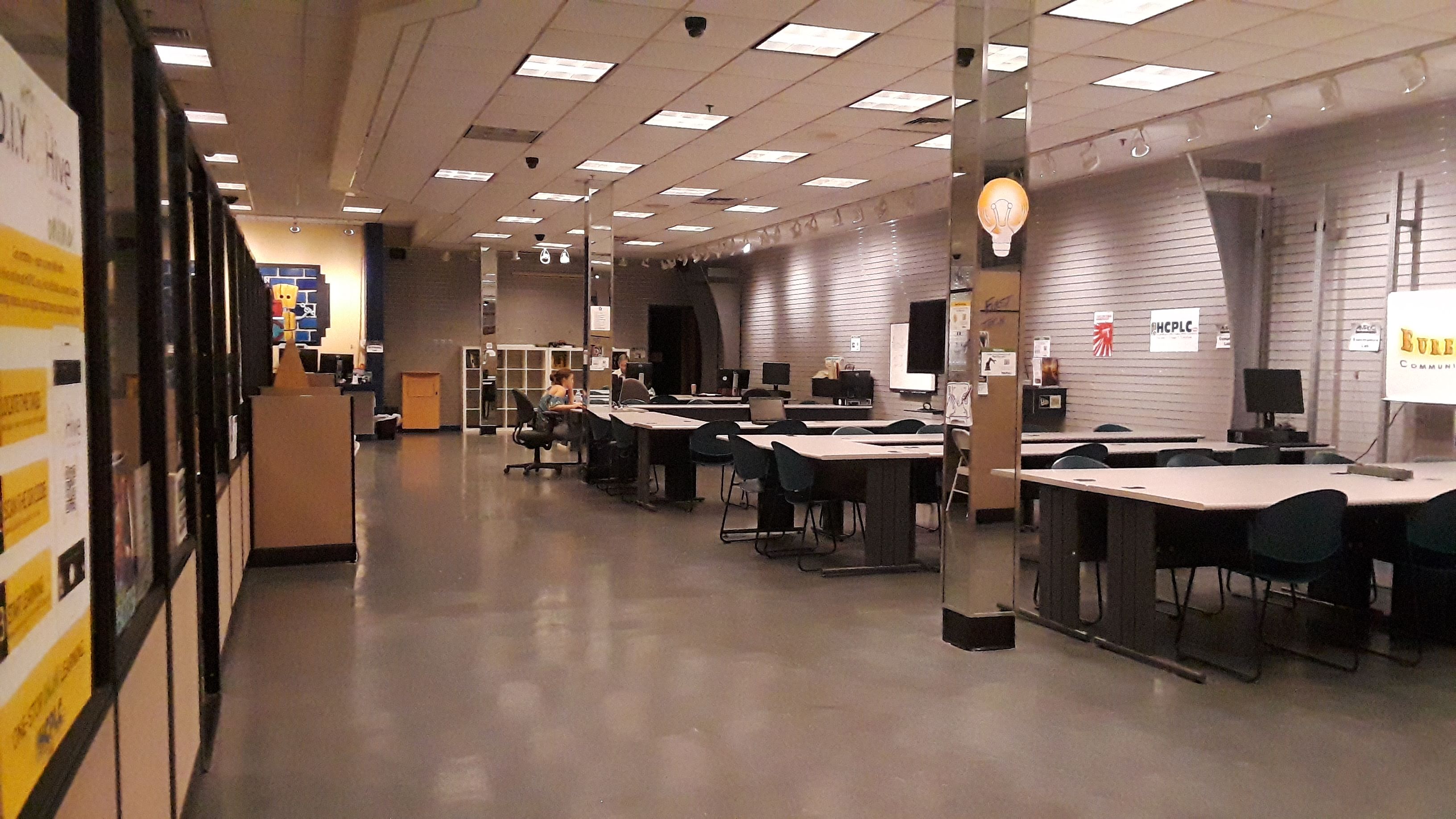 AMRoC Fab Lab, Tampa Book Online Coworker