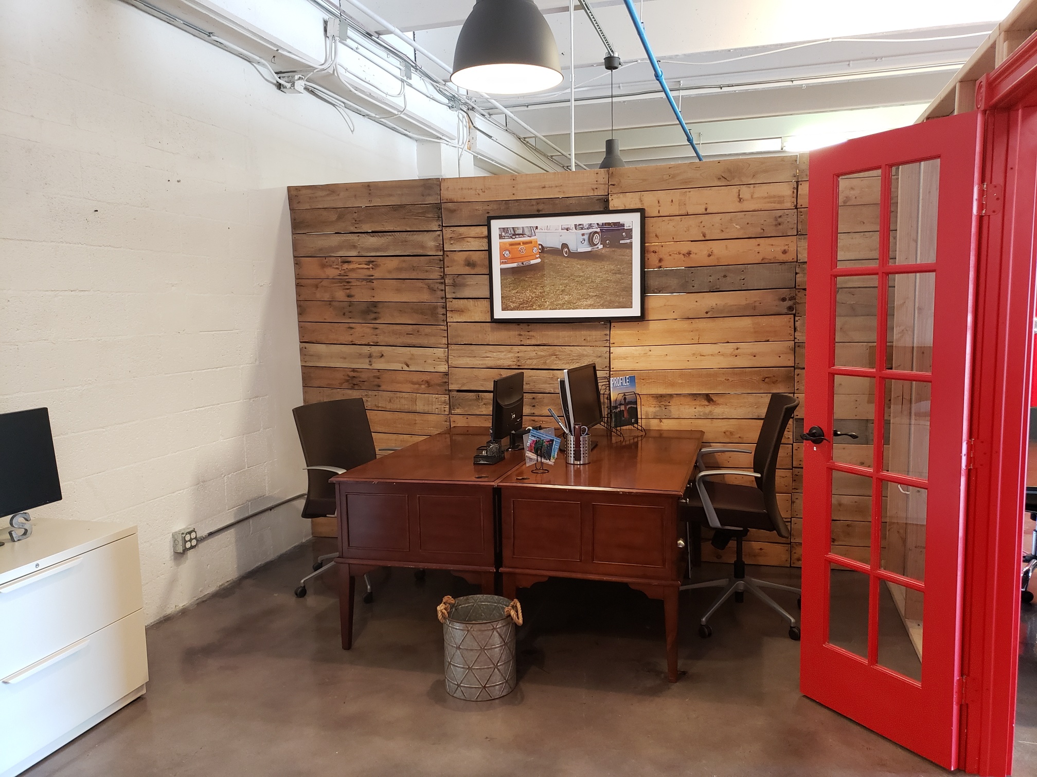 The Studio 1016 image 2