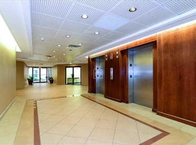 Crowne Office Suites image 4
