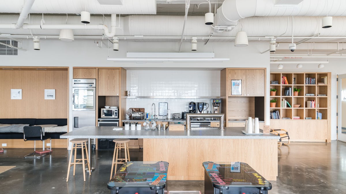 WeWork 1155 Perimeter Center West image 4