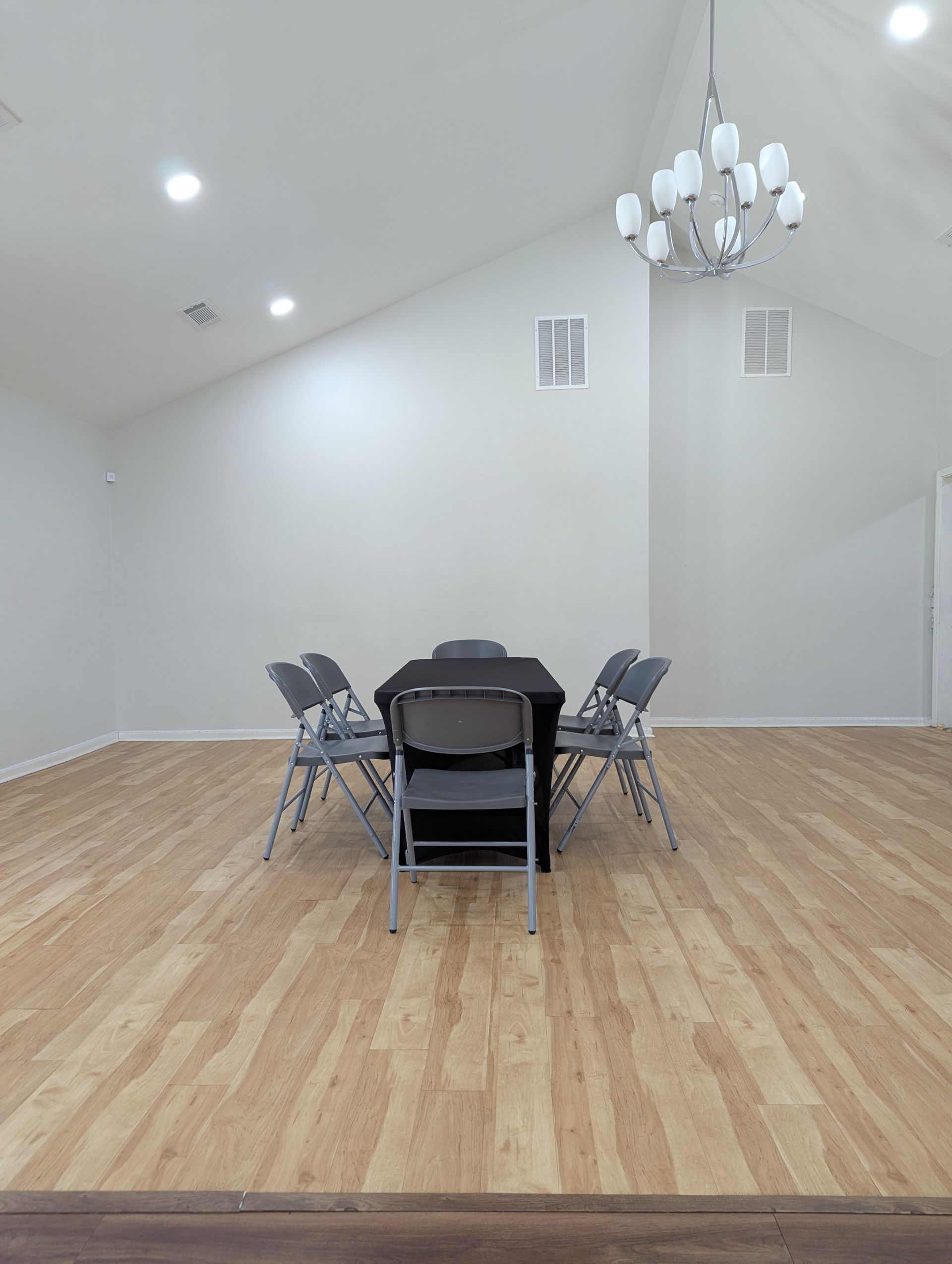 D7 Co-Working Lounge image 5