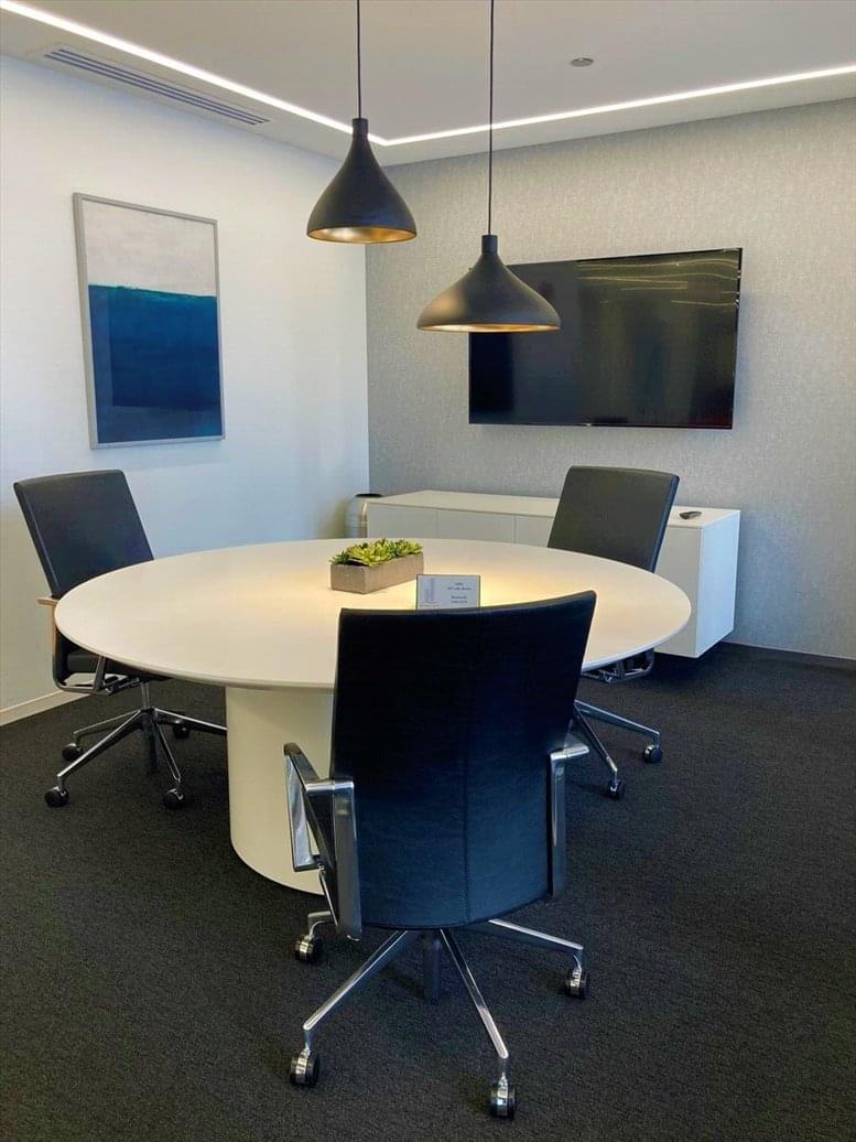 Avenue Business Center image 2