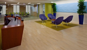 Carr Workplaces AON Center image 1