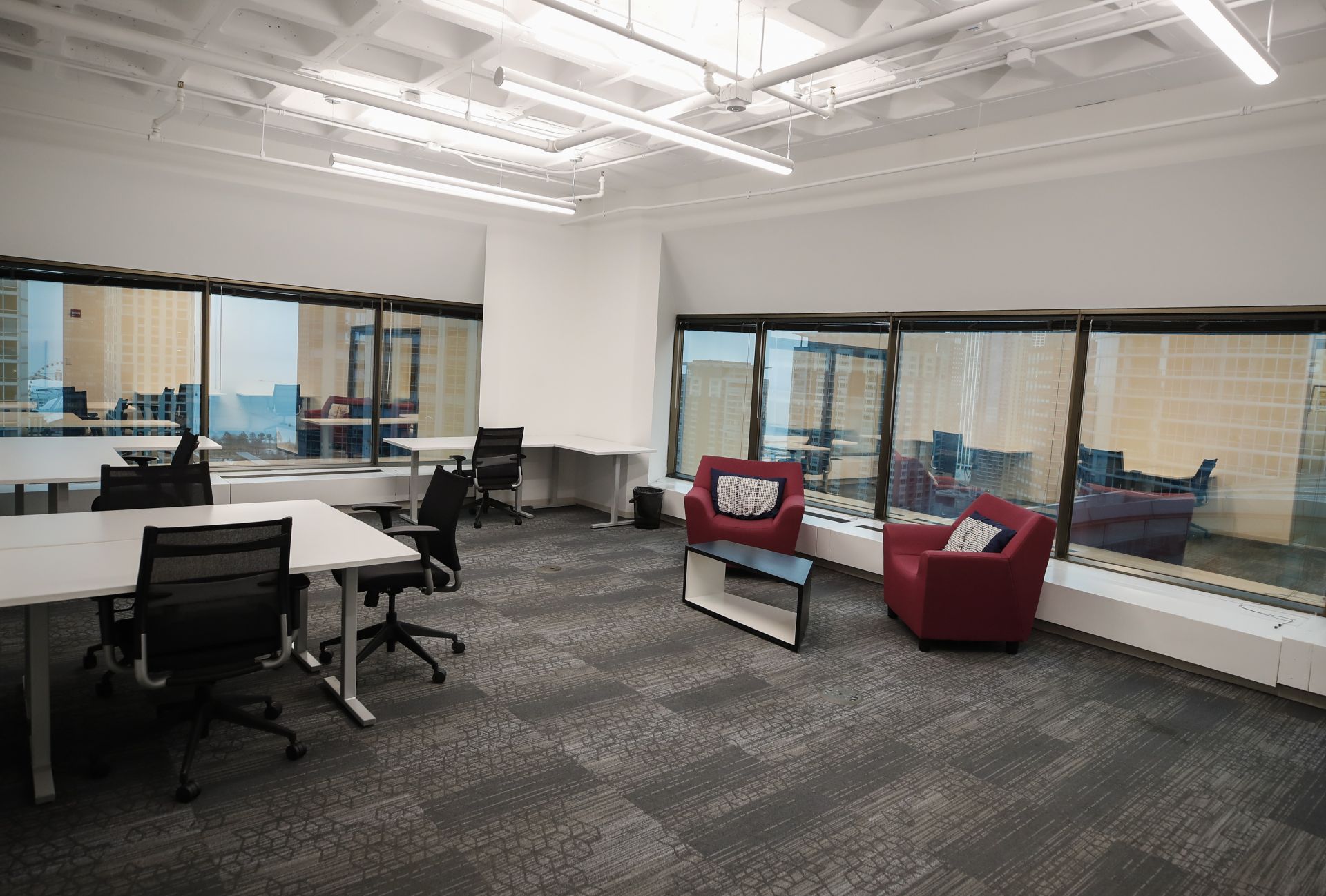 MakeOffices at Magnificent Mile image 4