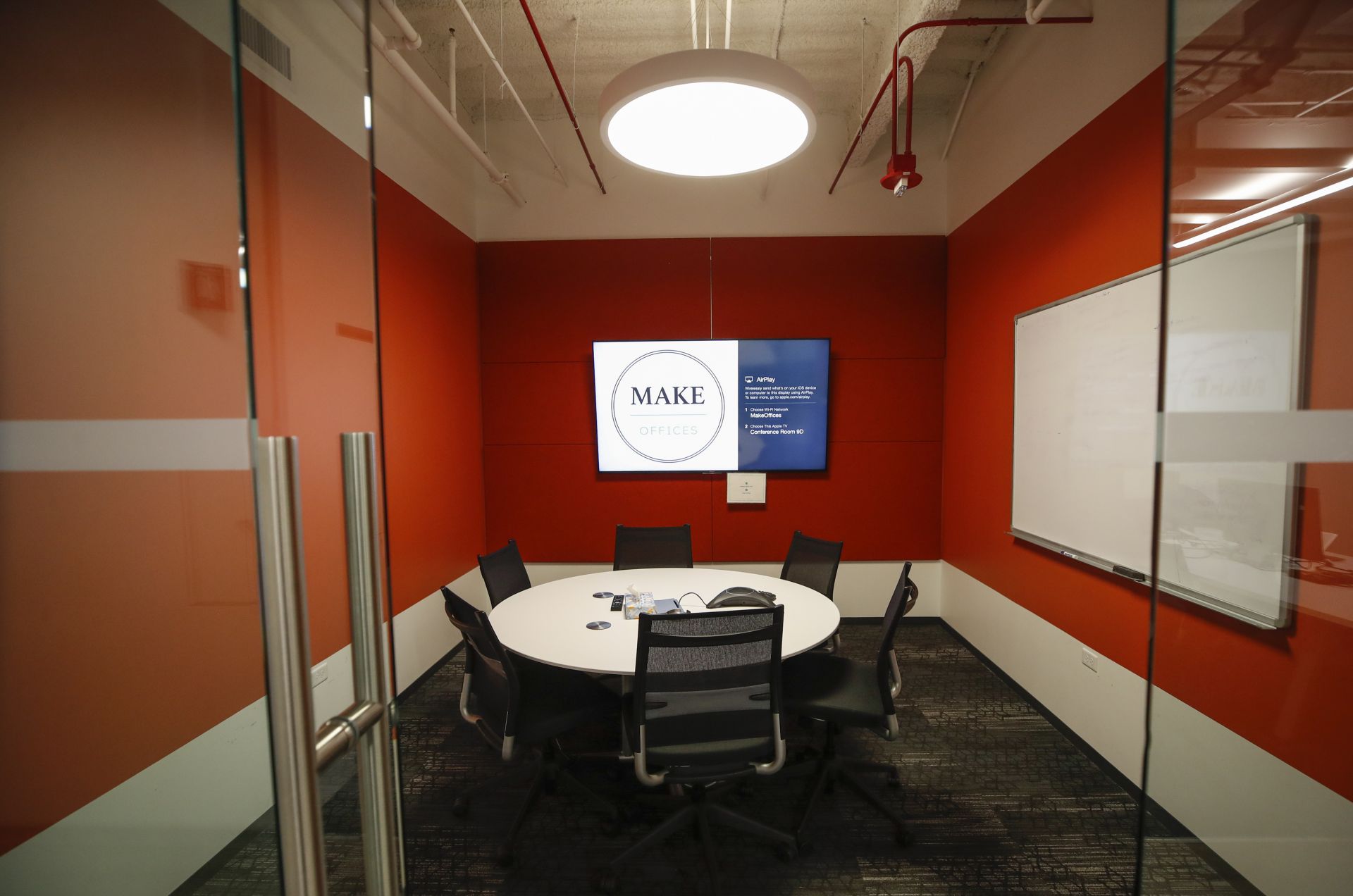 MakeOffices at River North image 4