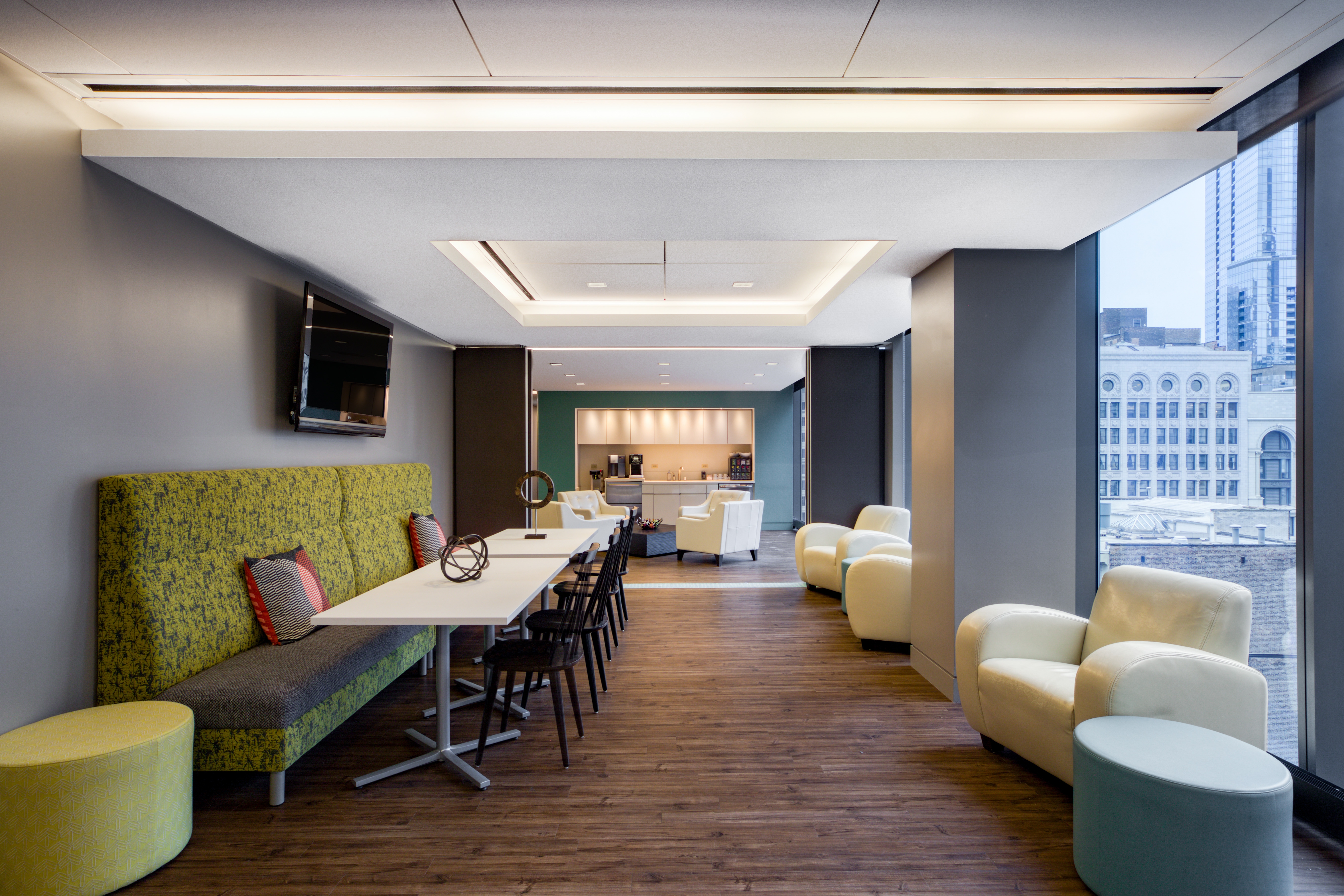 Regus - Illinois, Chicago - 22 W. Washington image 3