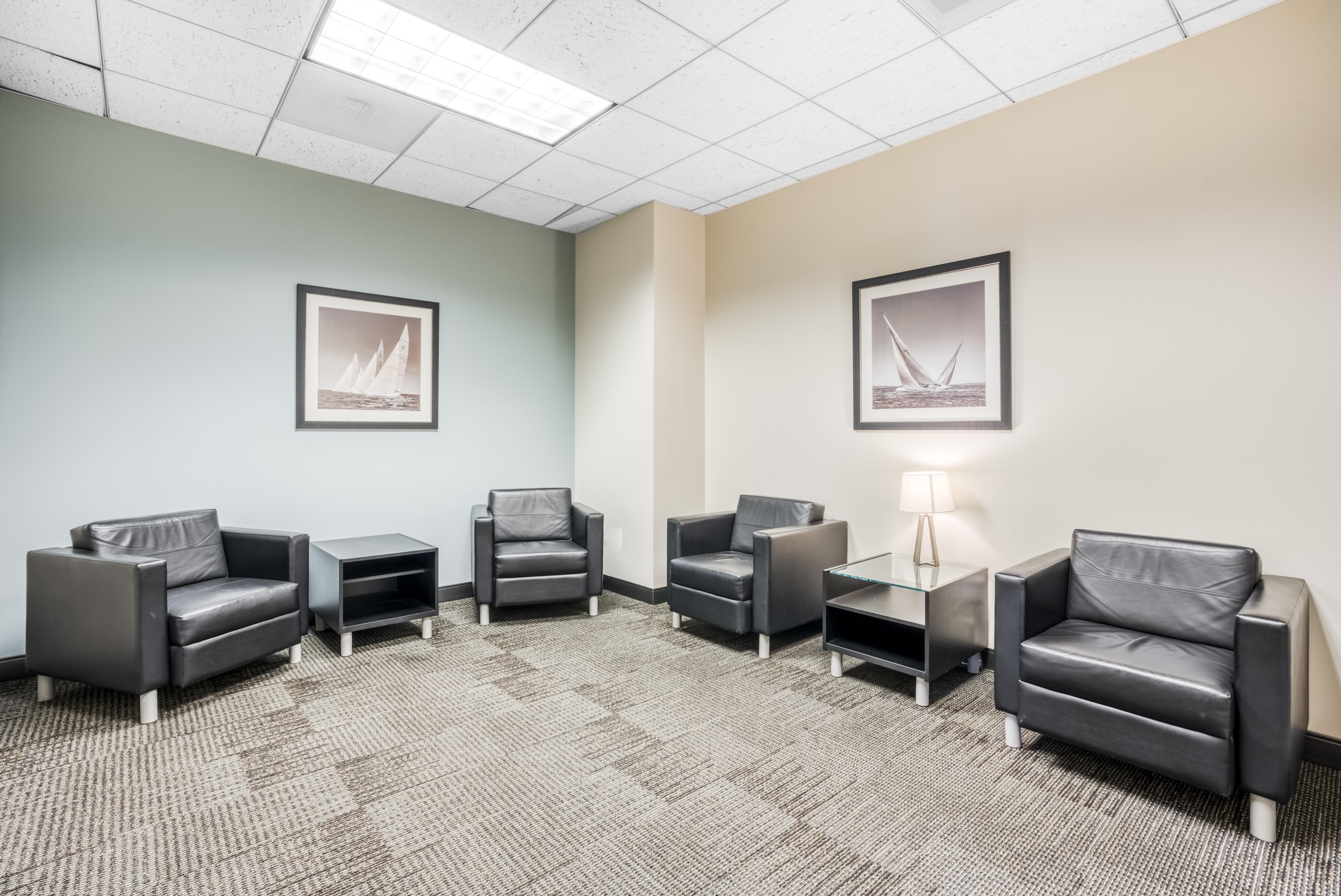 Regus - Illinois, Chicago - 30 S. Wacker Drive image 5