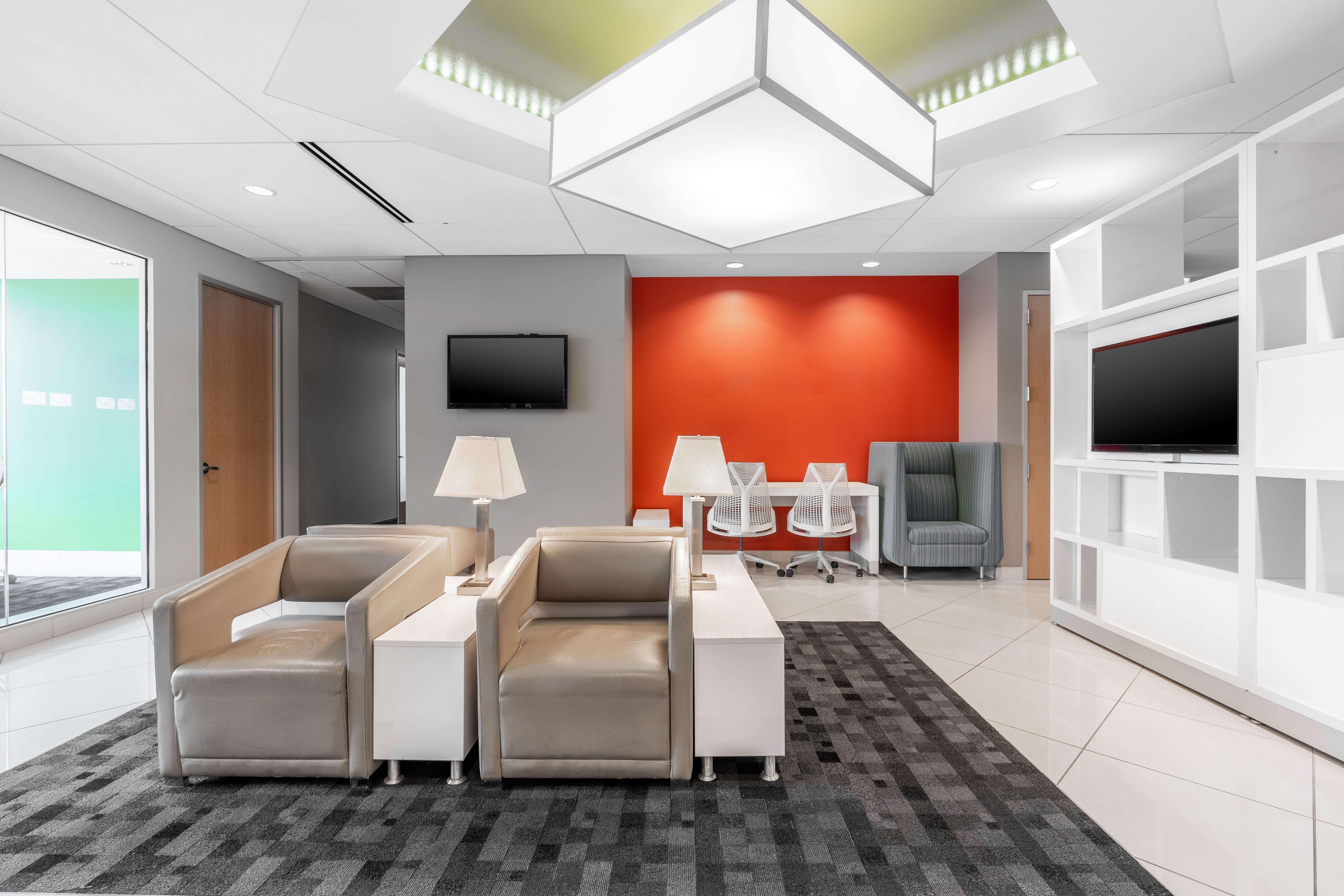 Regus - Illinois, Chicago - Lincoln Park image 5