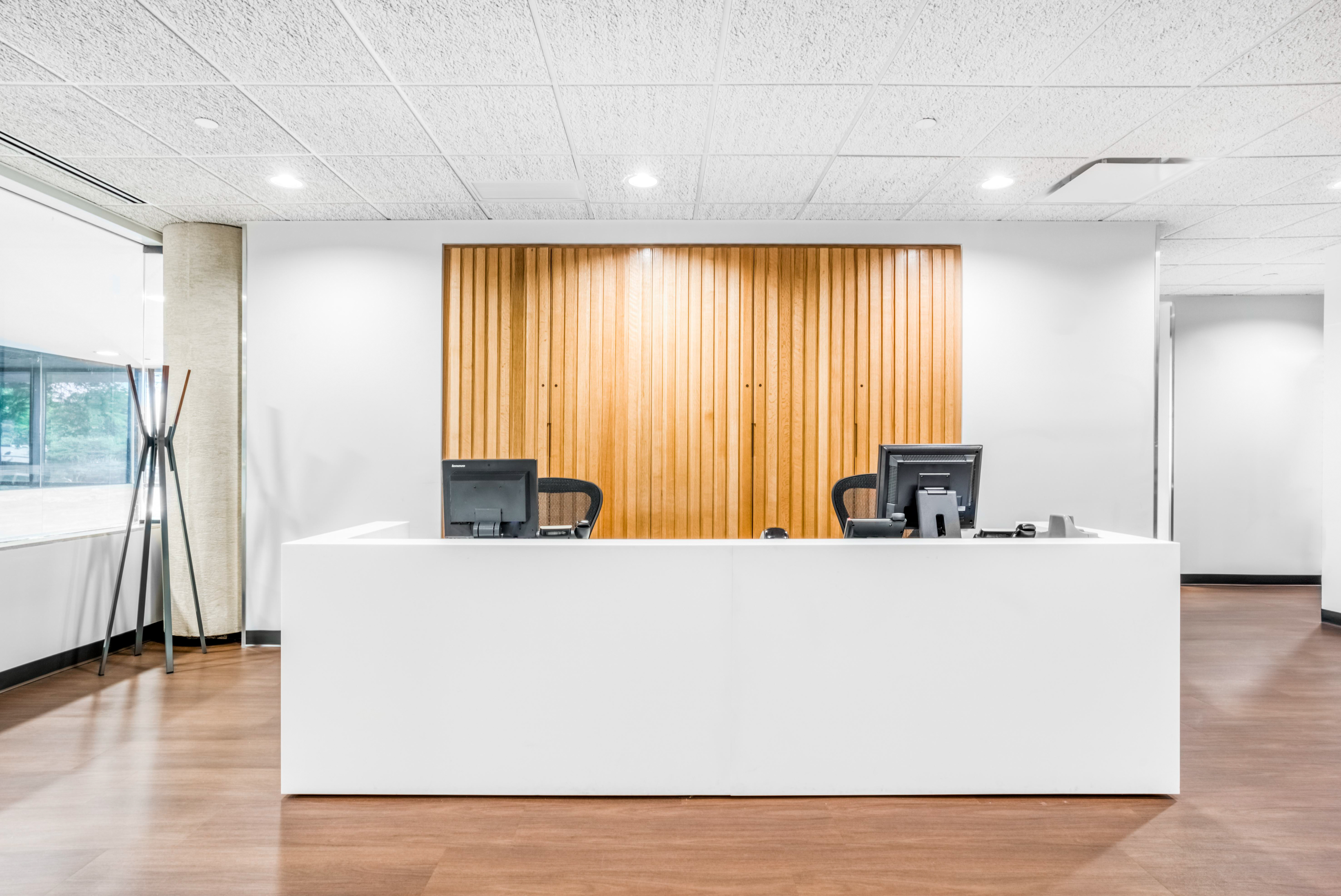 Regus - Illinois, Northbrook - One Northbrook Place image 2