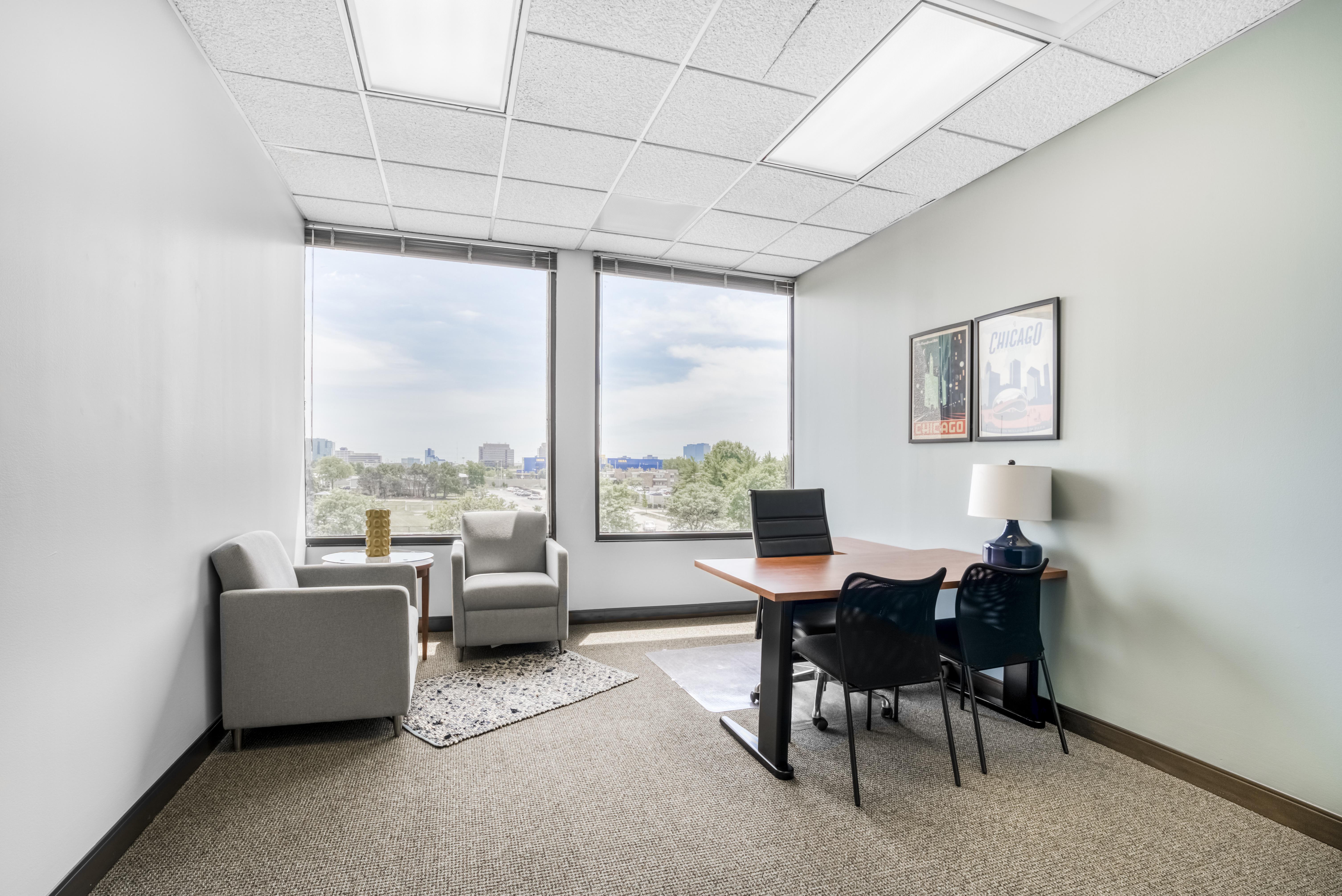 Regus - Illinois, Schaumburg - Gateway Executive Park image 3