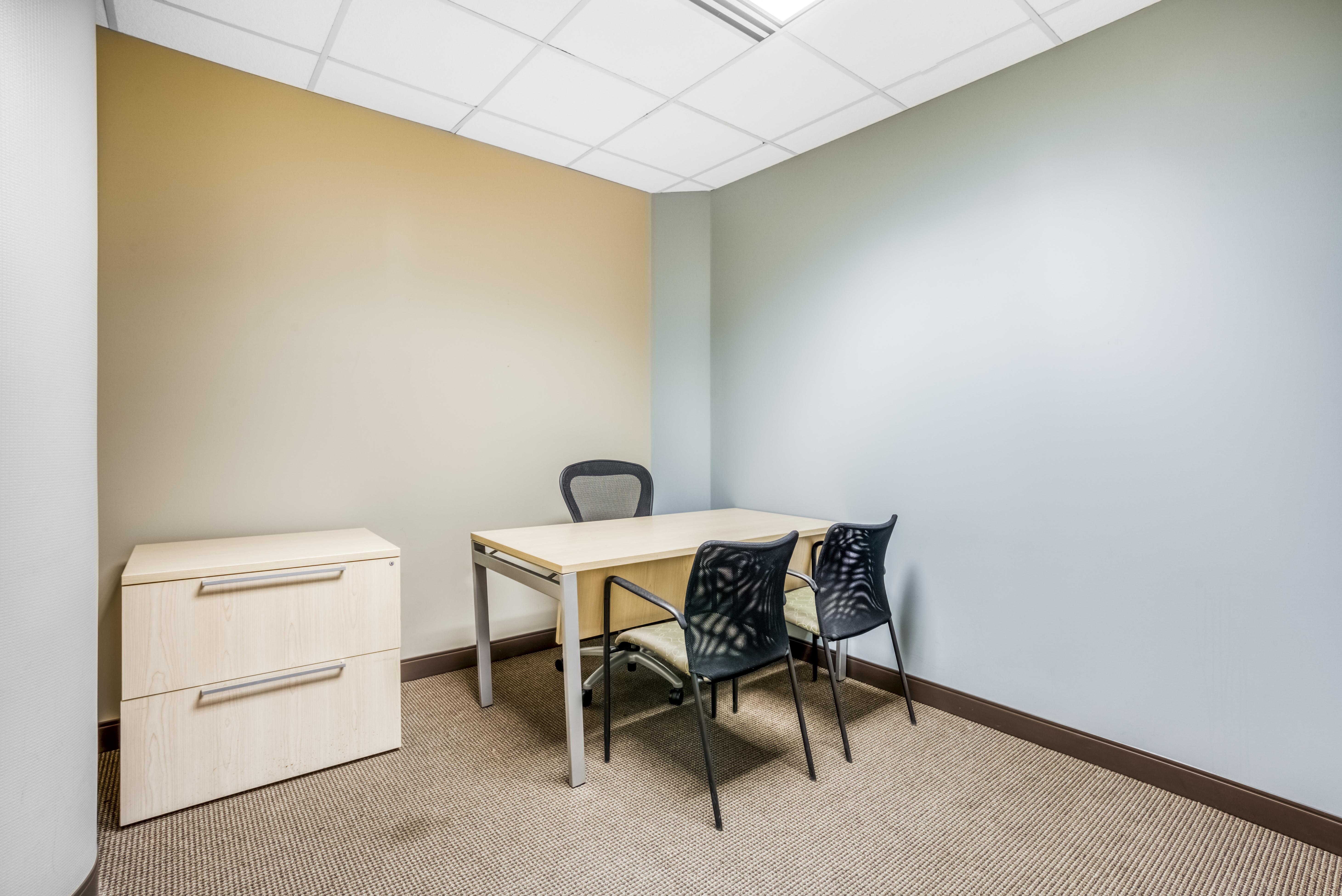 Regus - Illinois, Skokie Old Orchard image 3