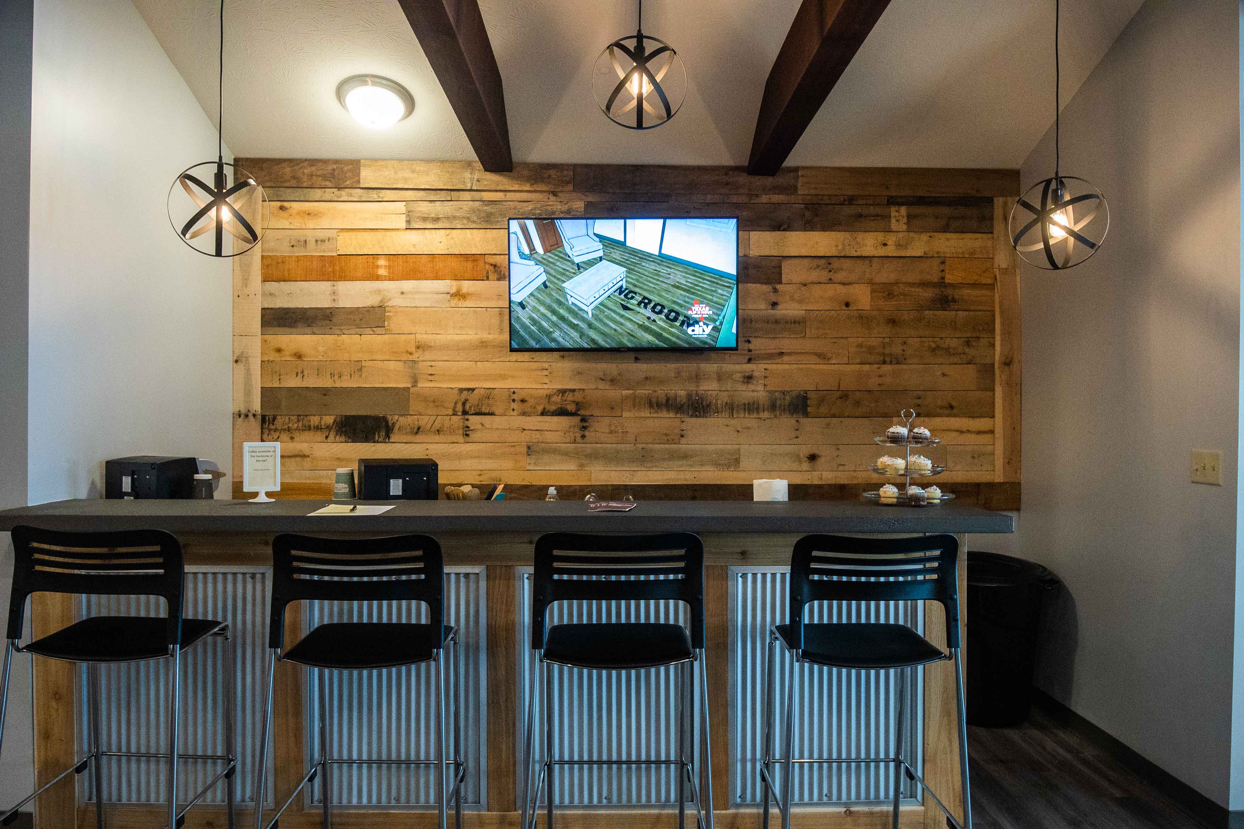 The Studebaker Studio image 2