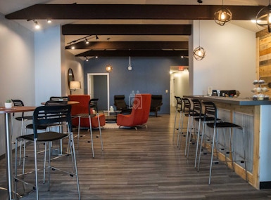 The Studebaker Studio image 4