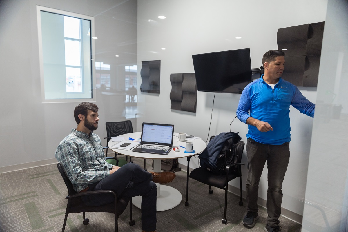 Level Two Inc image 3