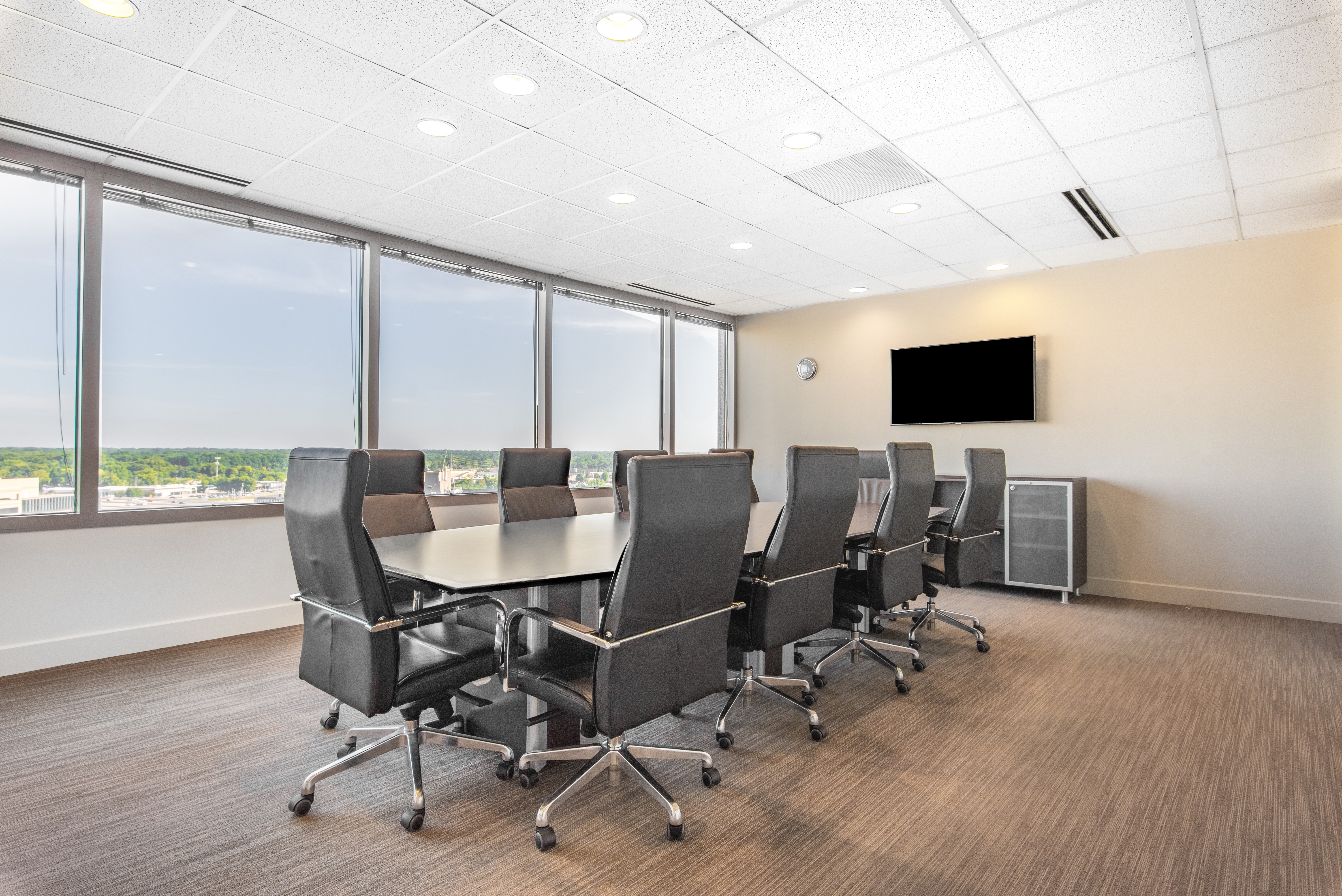 Regus - Indiana, Indianapolis - Keystone Crossing image 4