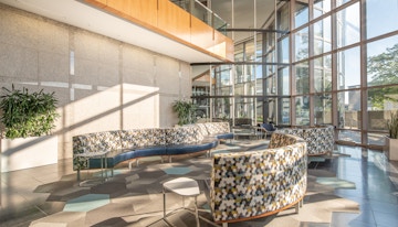 Regus - Indiana, Indianapolis - Keystone Crossing image 1