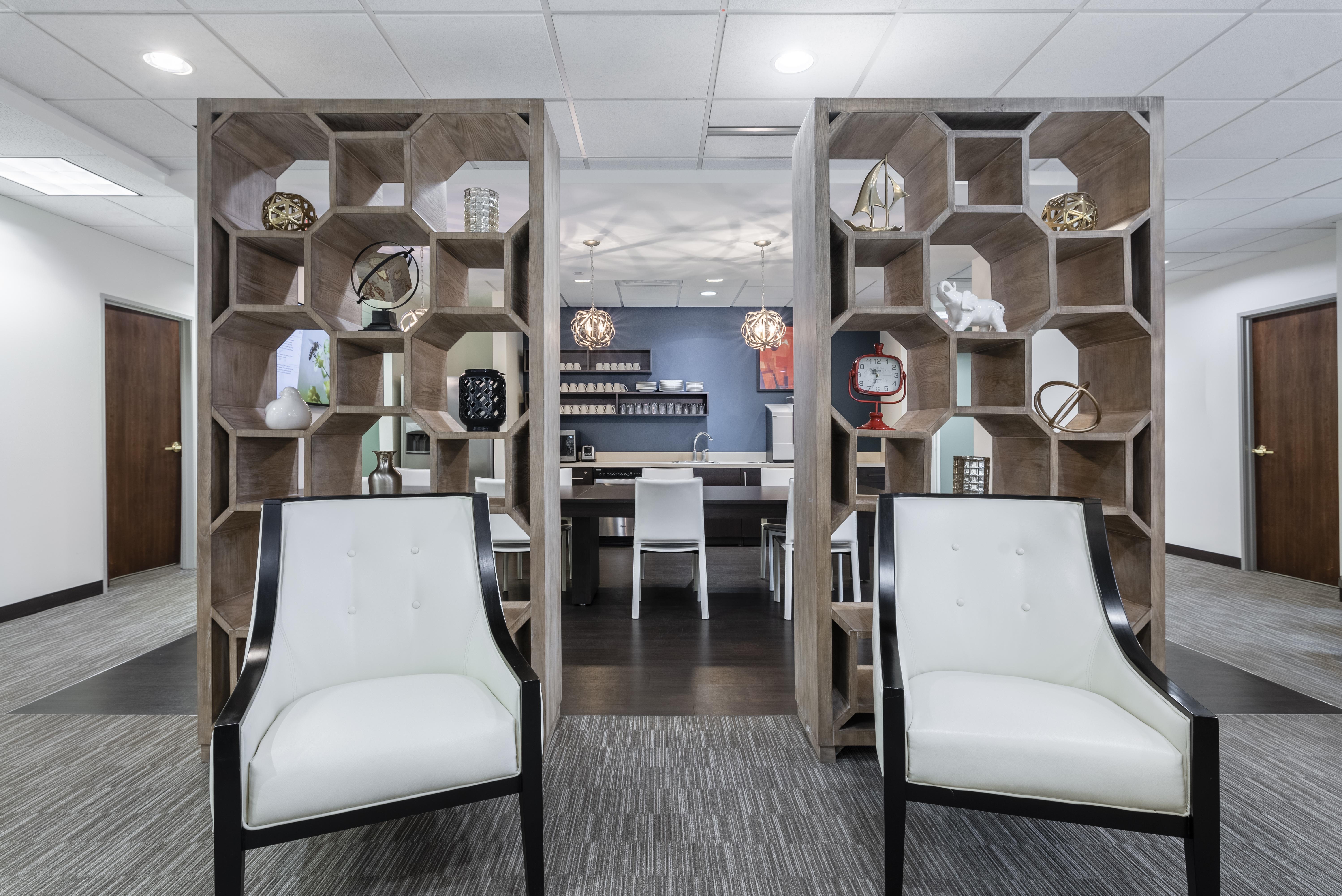 Regus - Indiana, Indianapolis - Lakefront at Keystone image 5