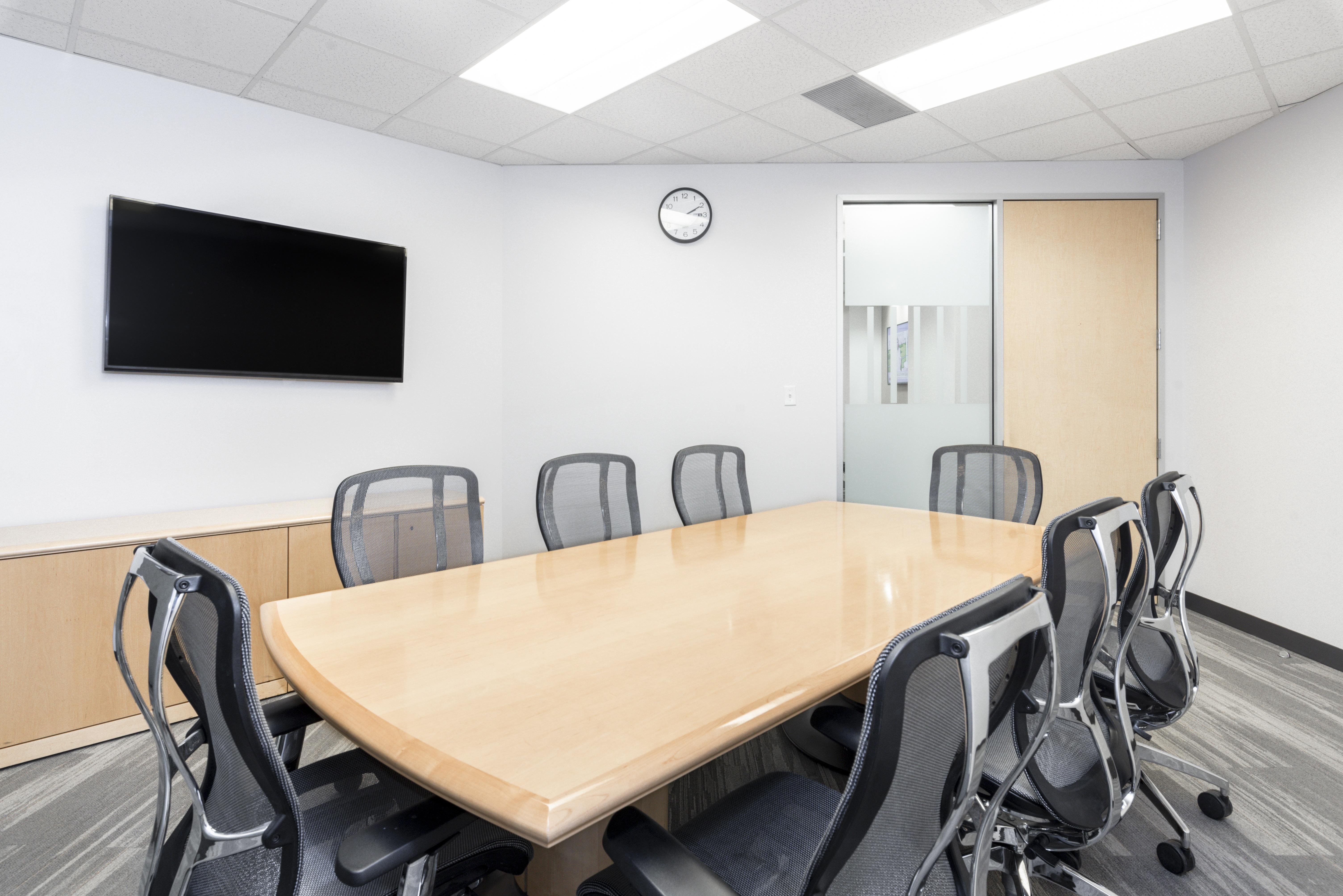 Regus - Indiana, Indianapolis - Parkwood Crossing image 4