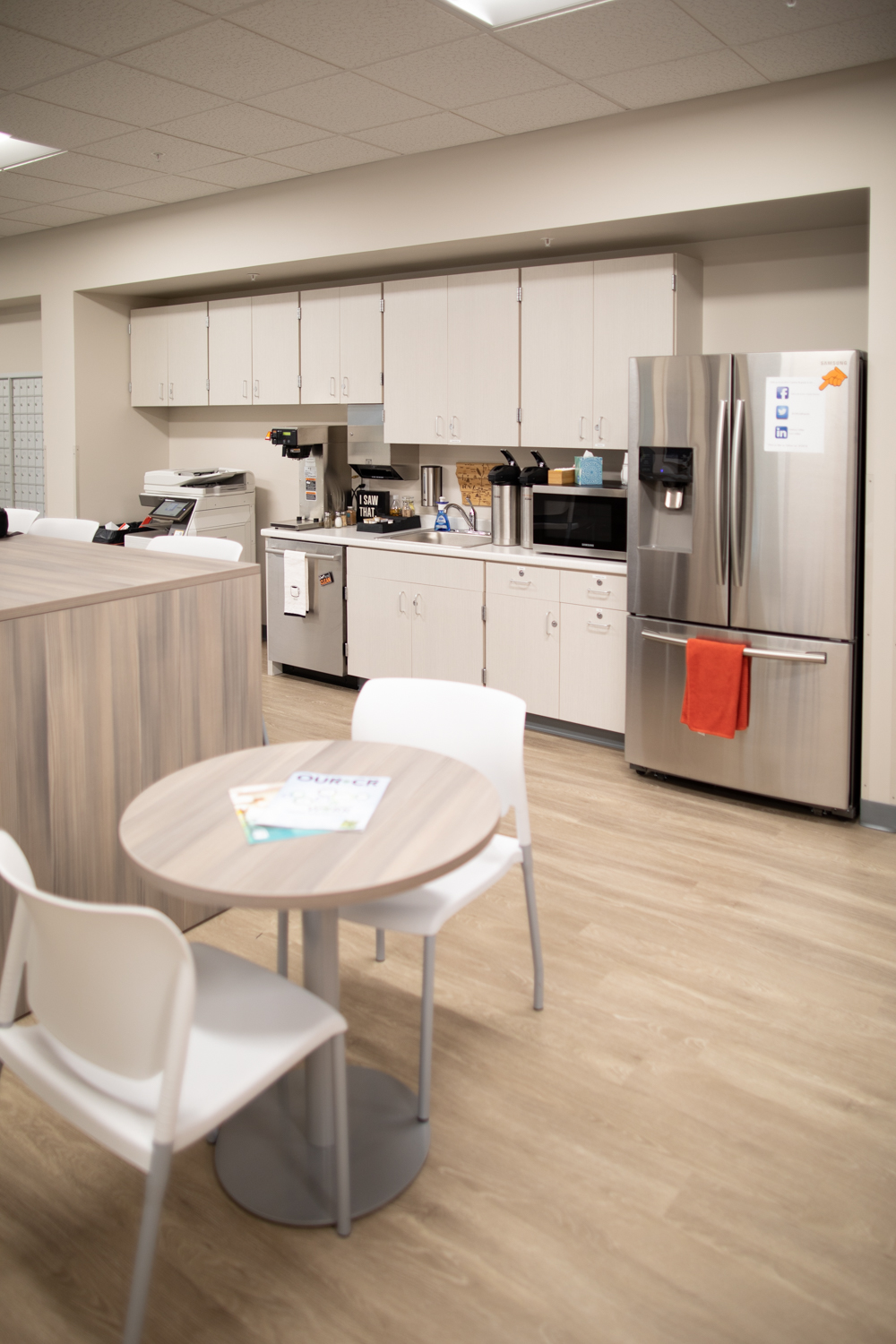 Office Evolution image 5