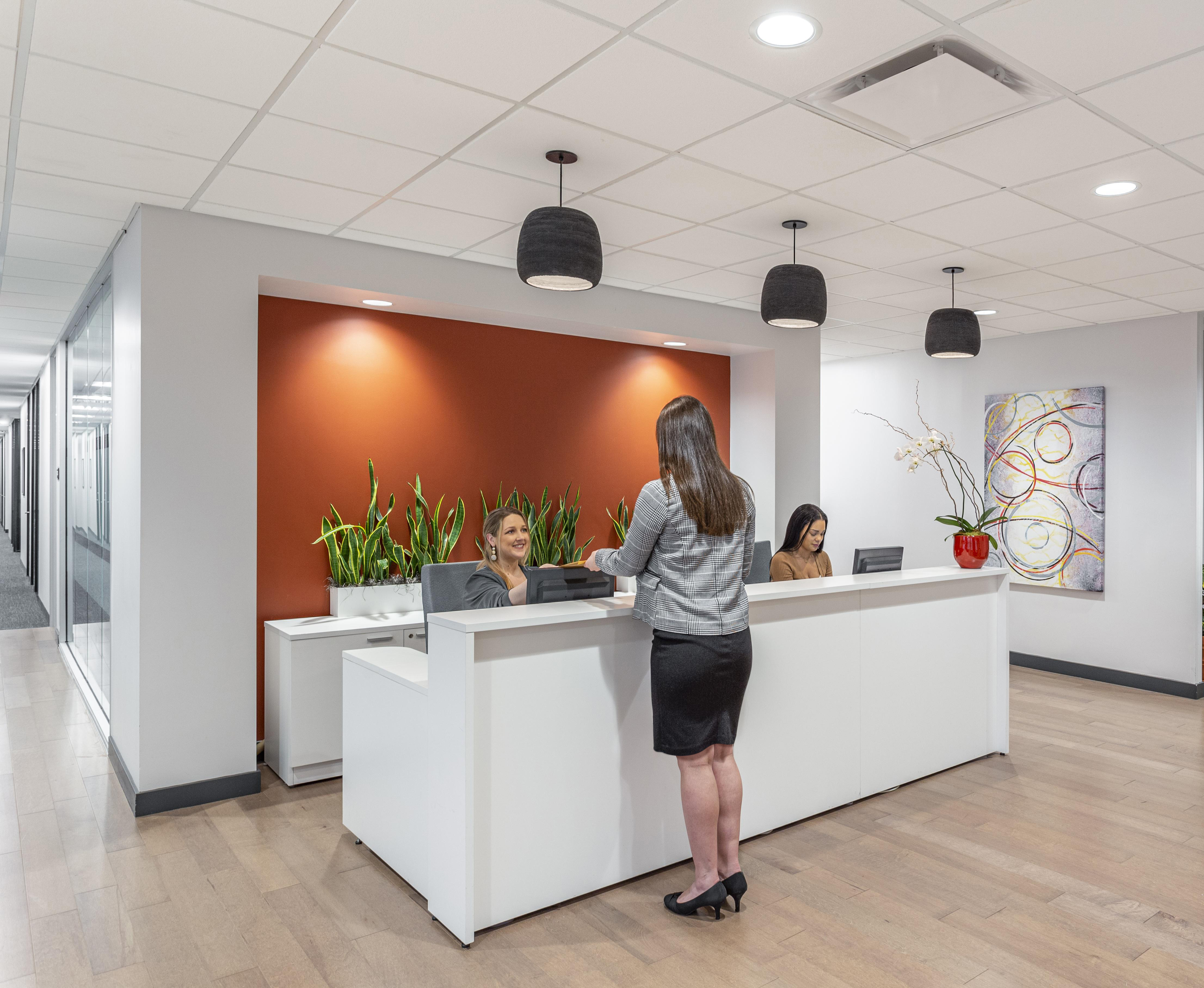 Regus - Louisiana, New Orleans - Place St. Charles image 5
