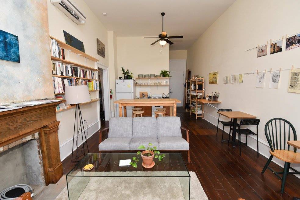 The Blue House image 3