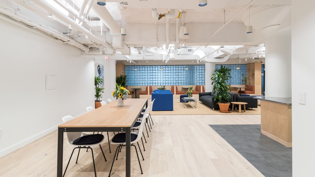 WeWork 75 Arlington St image 2