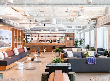 WeWork One Lincoln Street image 3