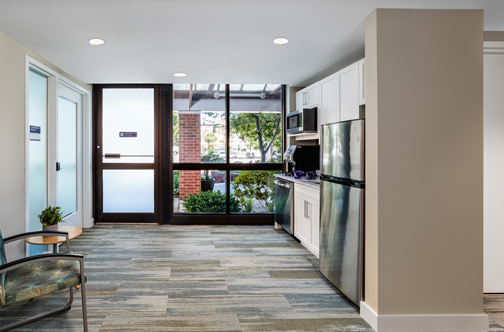 CHR HomeWorks at 1443 Beacon (Chestnut Hill Realty) image 5