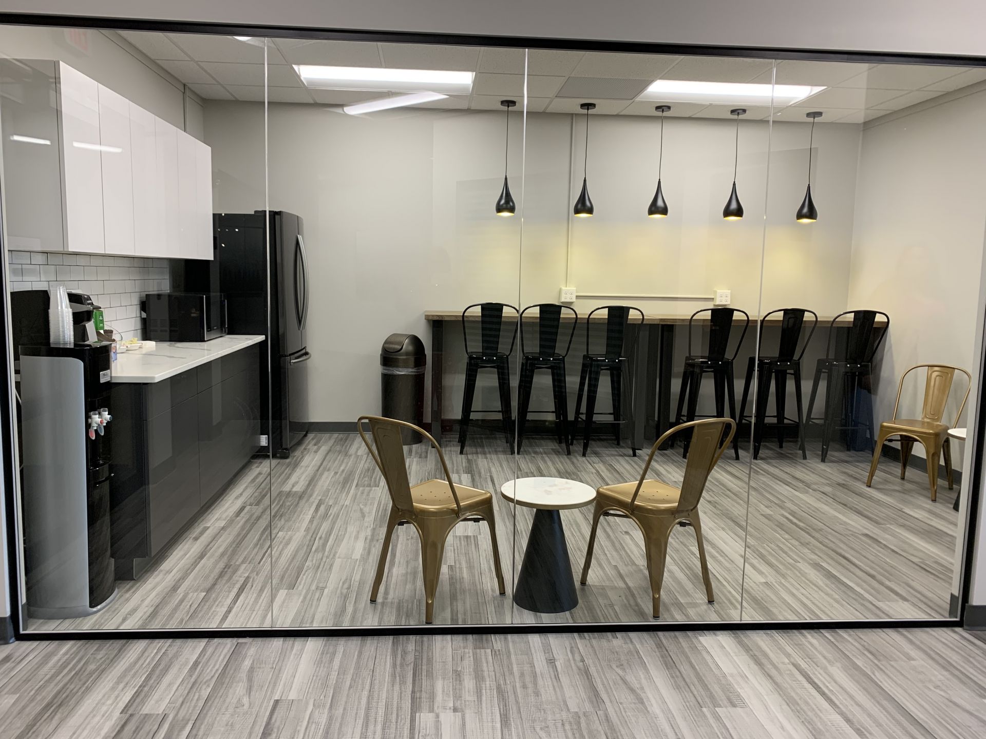 Highland-March Workspaces image 4