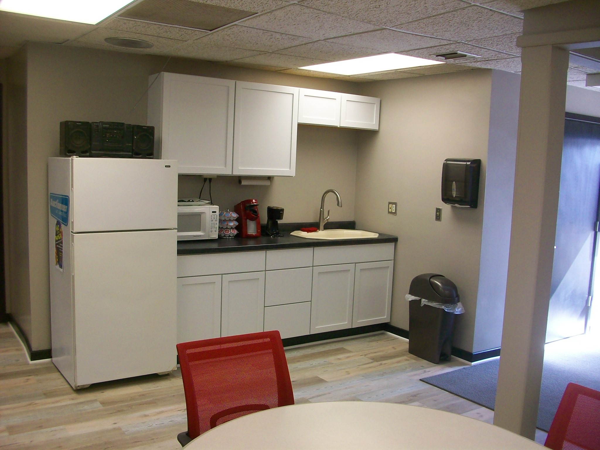 theofficefront image 4