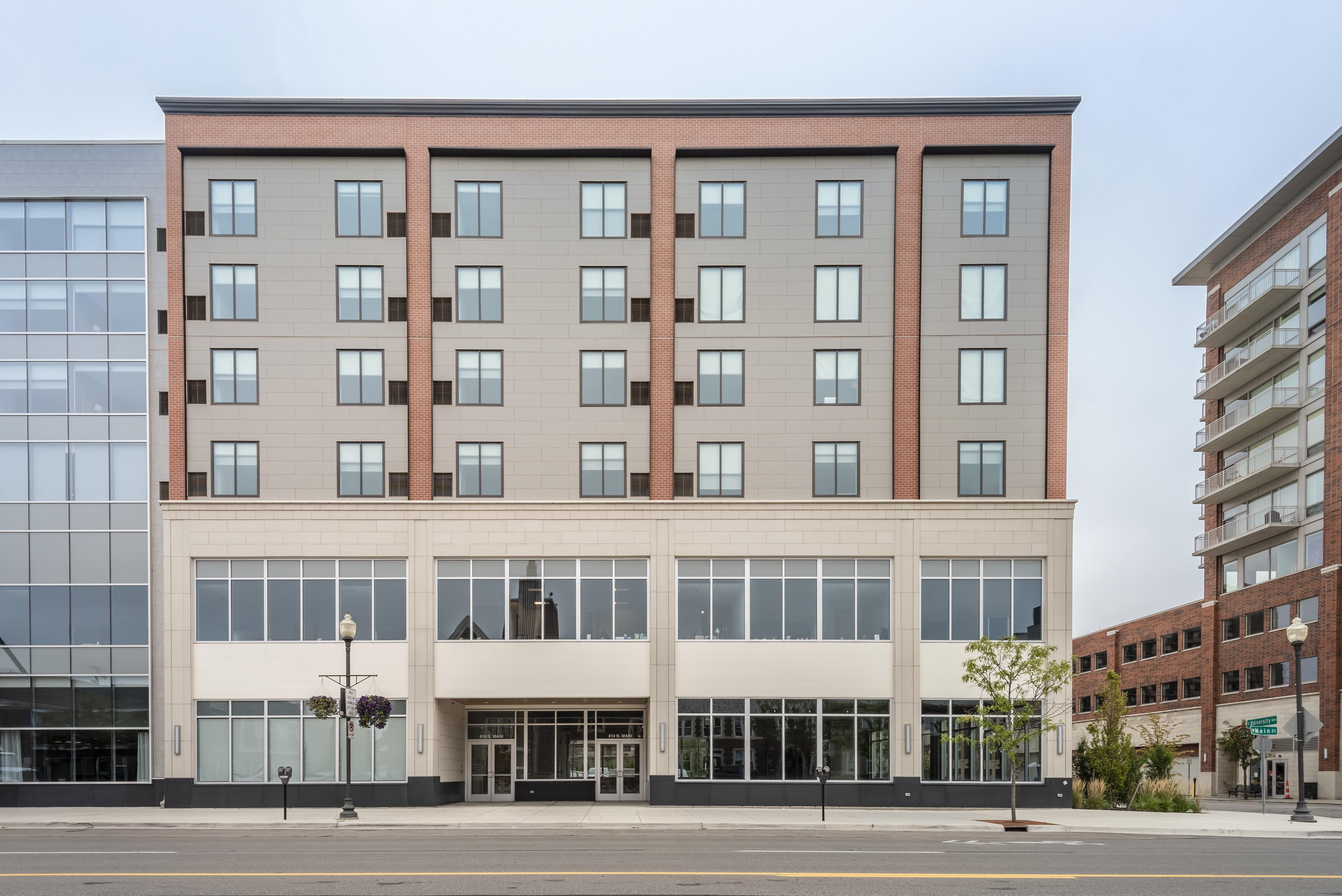 Regus - Michigan, Royal Oak - Main Street image 1