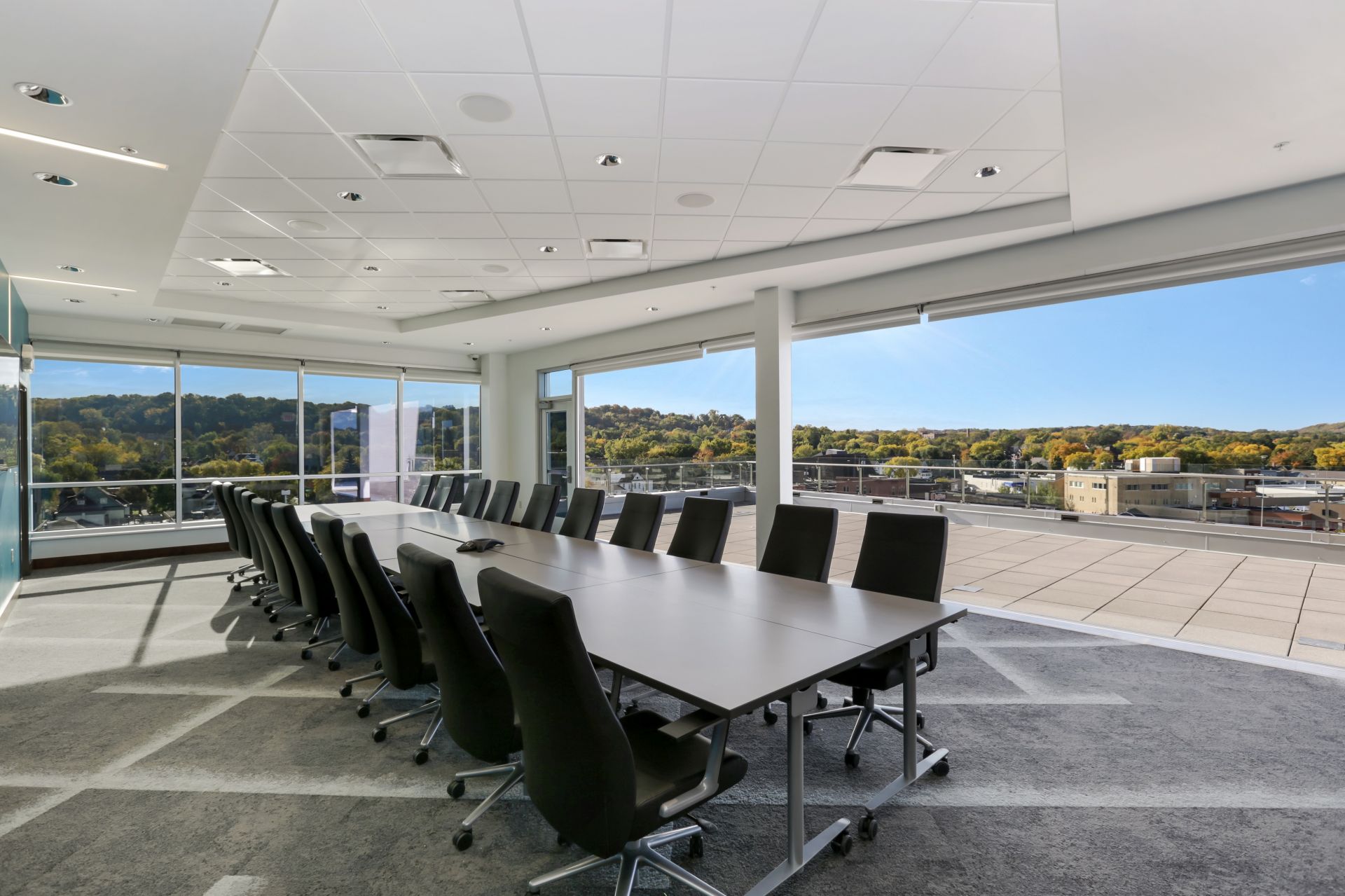 Workspace on 3 image 3