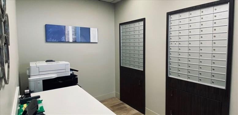 Office Evolution Clayton image 5