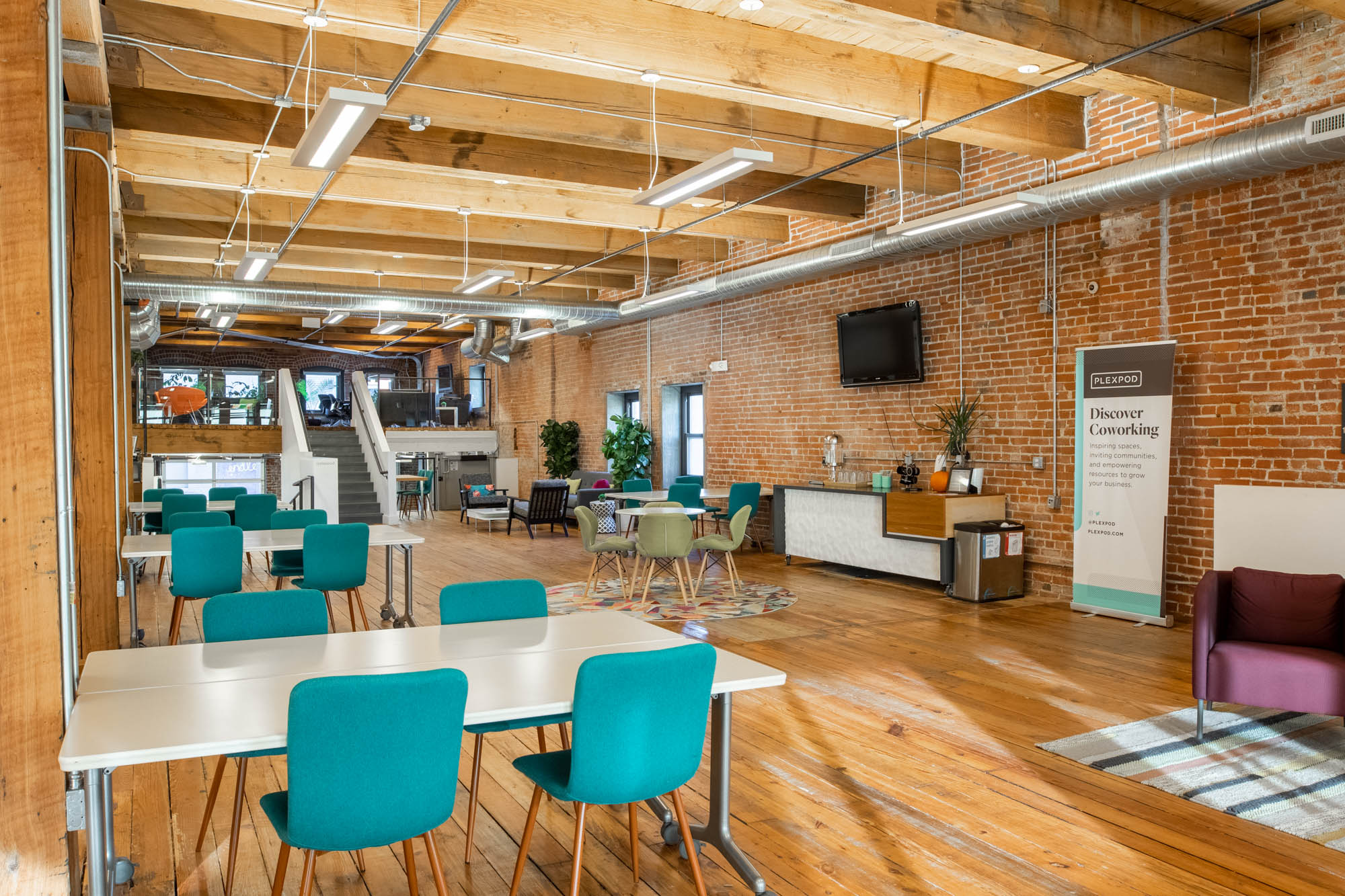 Plexpod Crossroads image 4