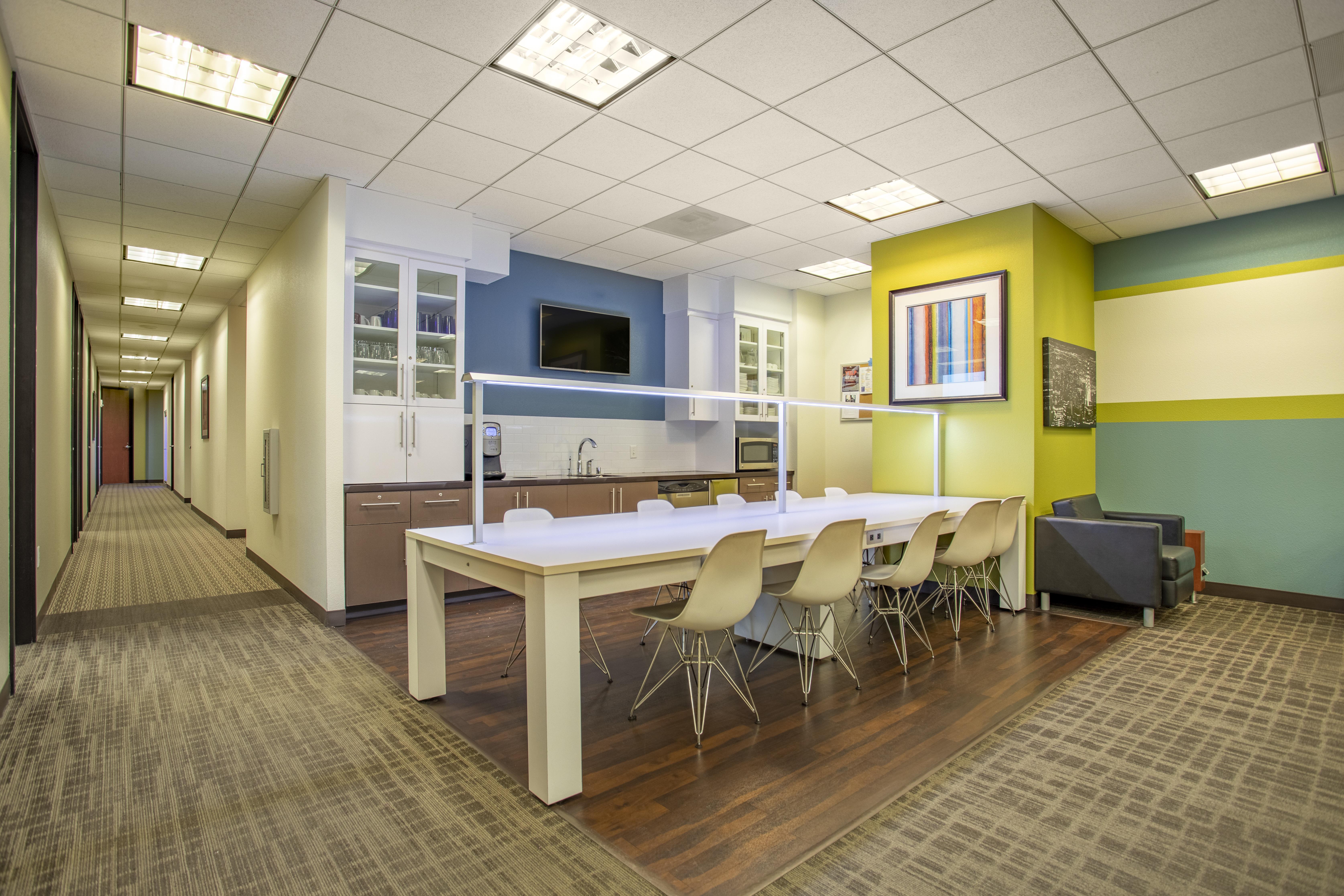 Regus - Nevada, Las Vegas - City Central Place image 5