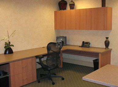 EastPoint Executive Center image 4