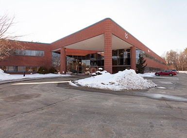 Regus - New Hampshire, Bedford - Independence Place image 3
