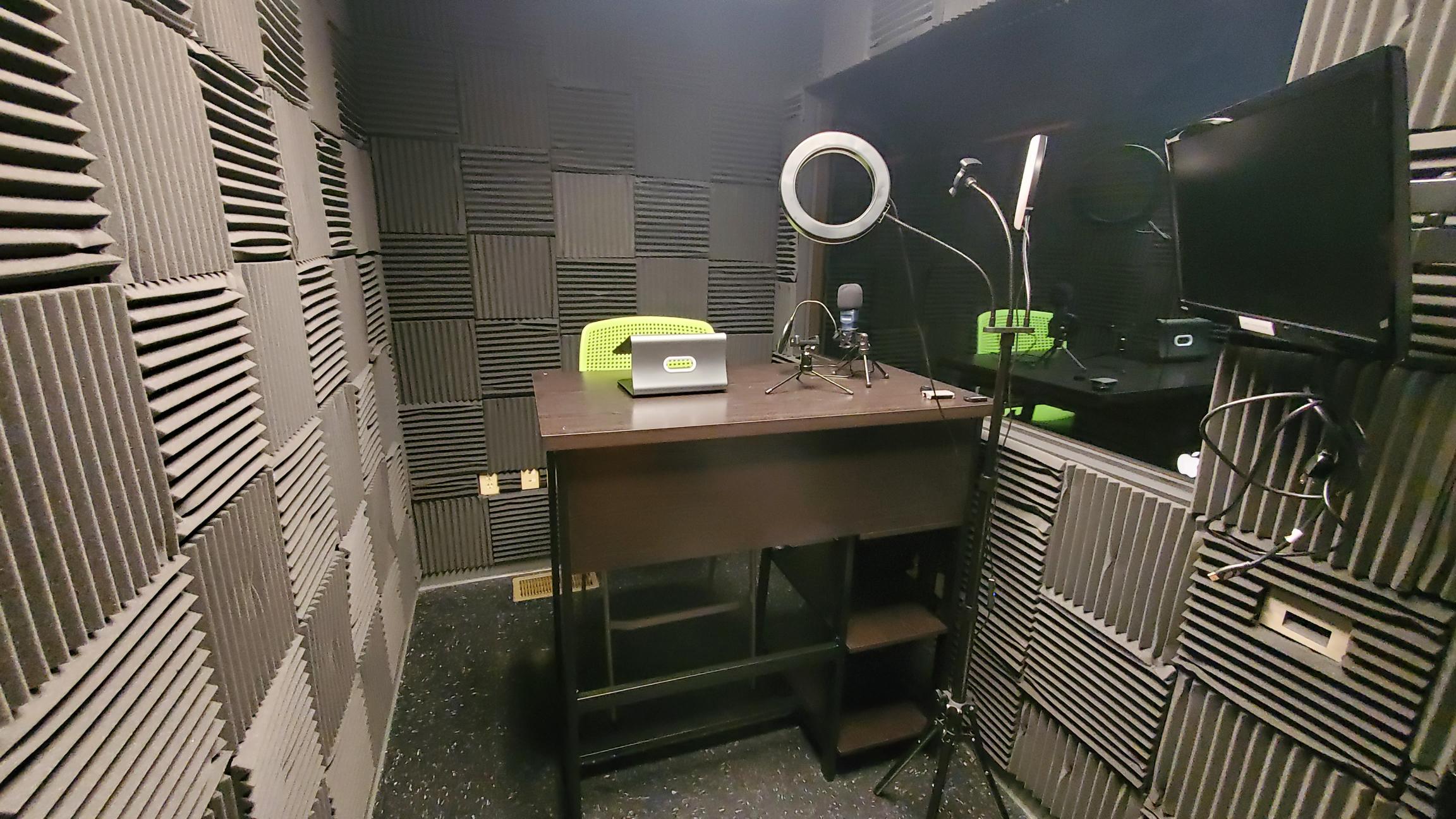 PemiWorks Coworking image 3