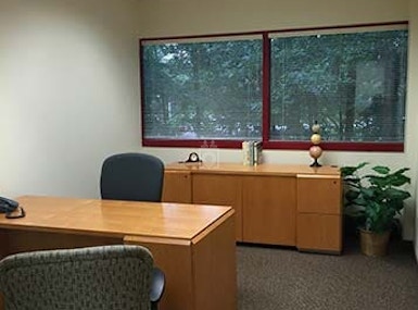 Main Suites LLC image 4