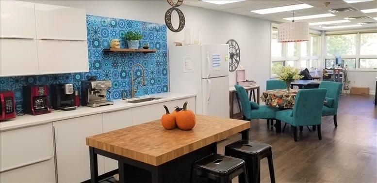 Clinton Workspace image 5