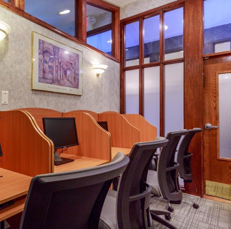 Madison Avenue Executive image 3