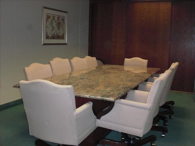 ROI Office Suites image 3