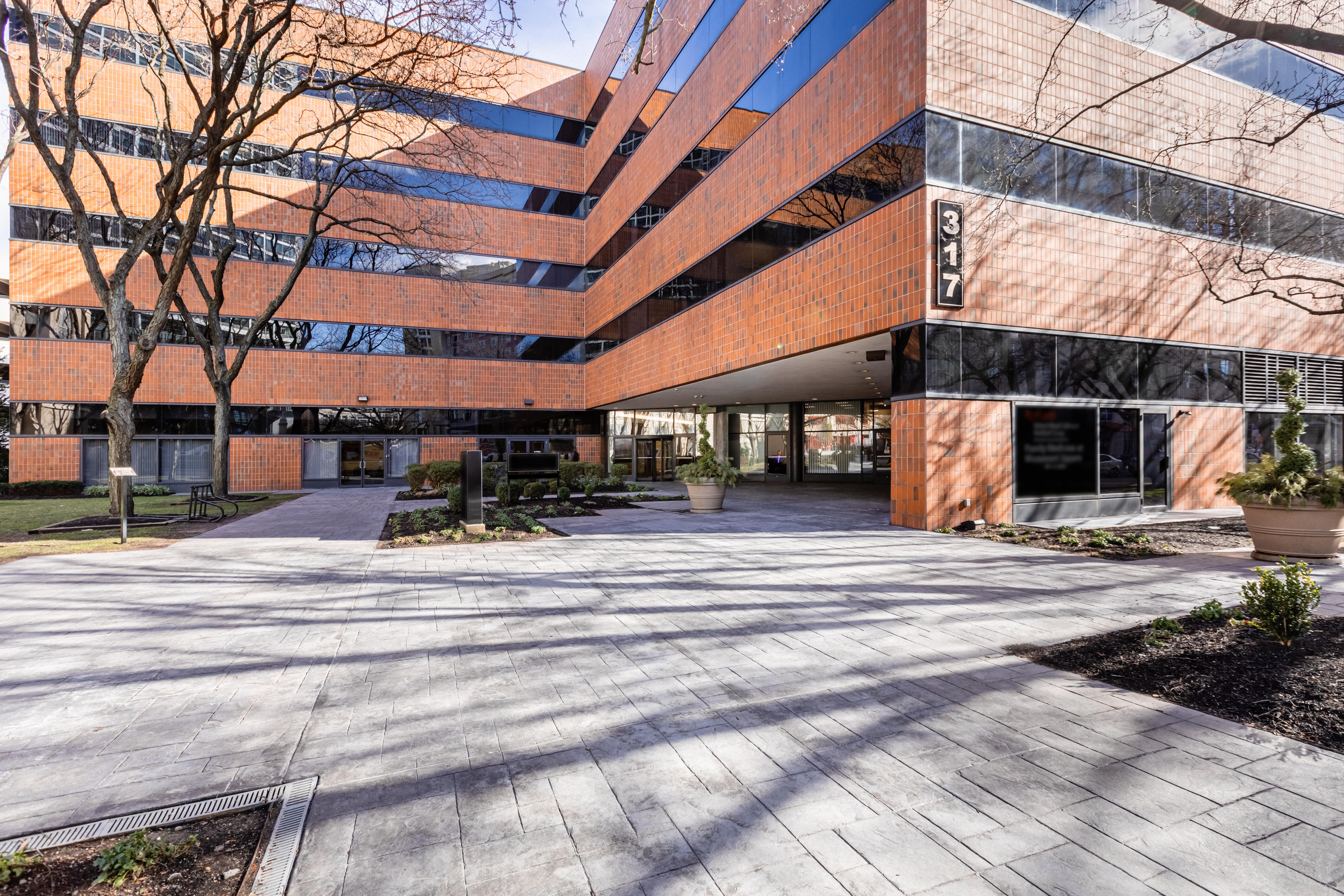 Regus - New Jersey, New Brunswick - Plaza II profile image