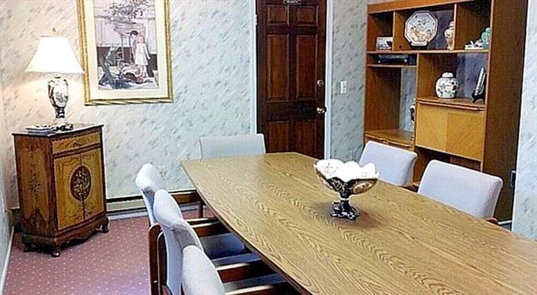 Par Excellence Furnished Executive Suites image 2