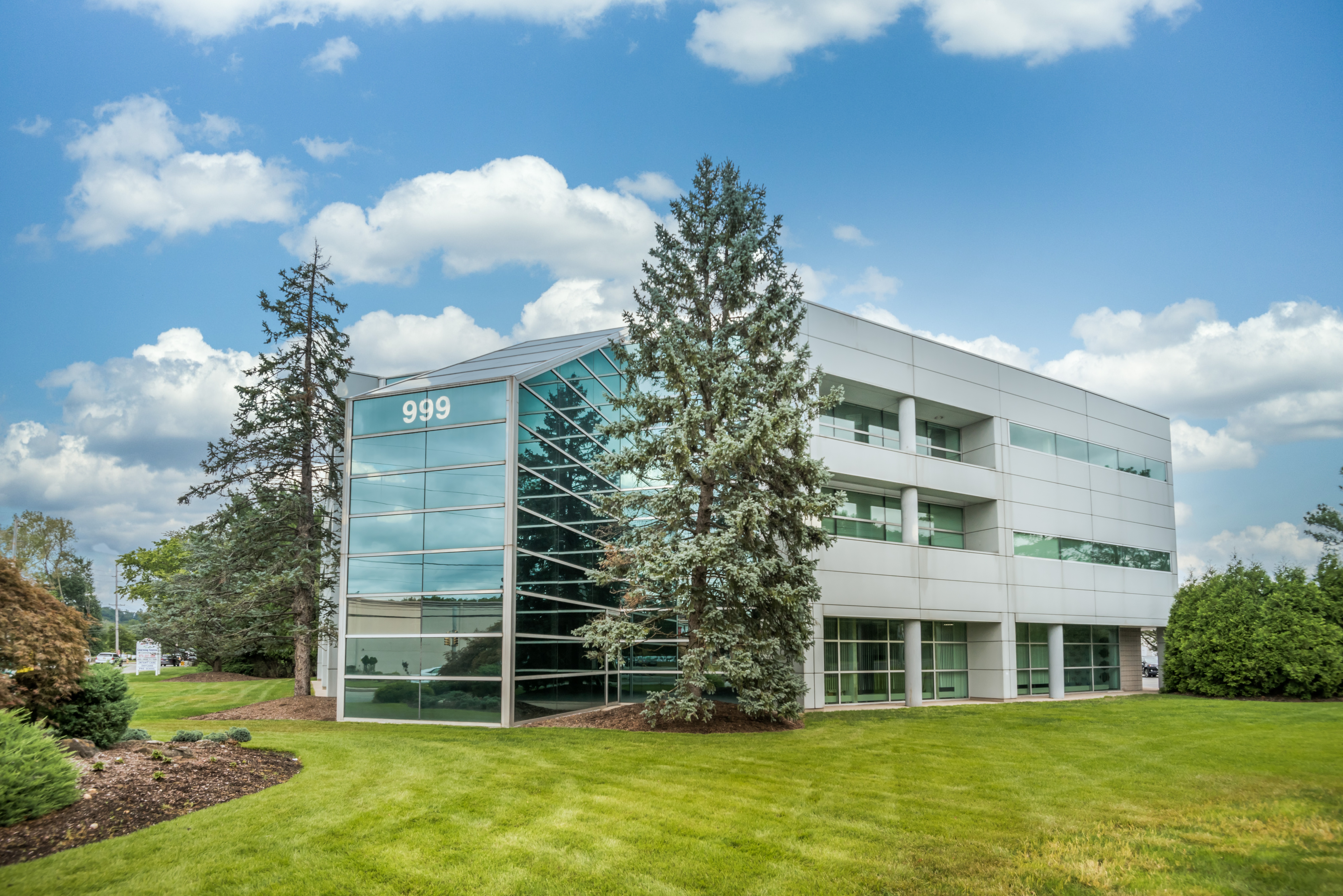 Regus - New Jersey, Totowa - Riverview Drive profile image