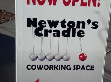 Newton's Cradle image 3