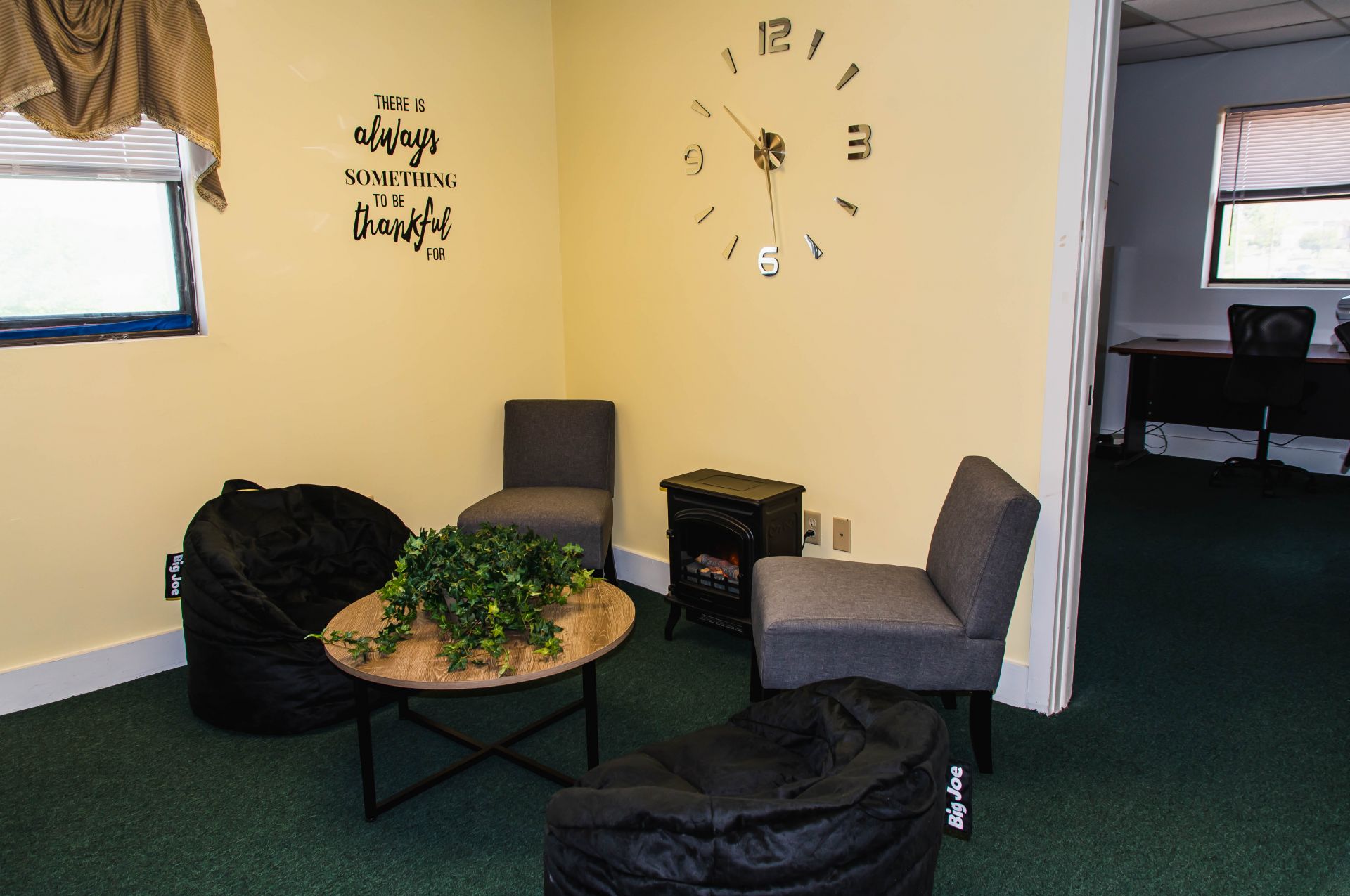 Sybil Property Co-Work & Business Center image 3