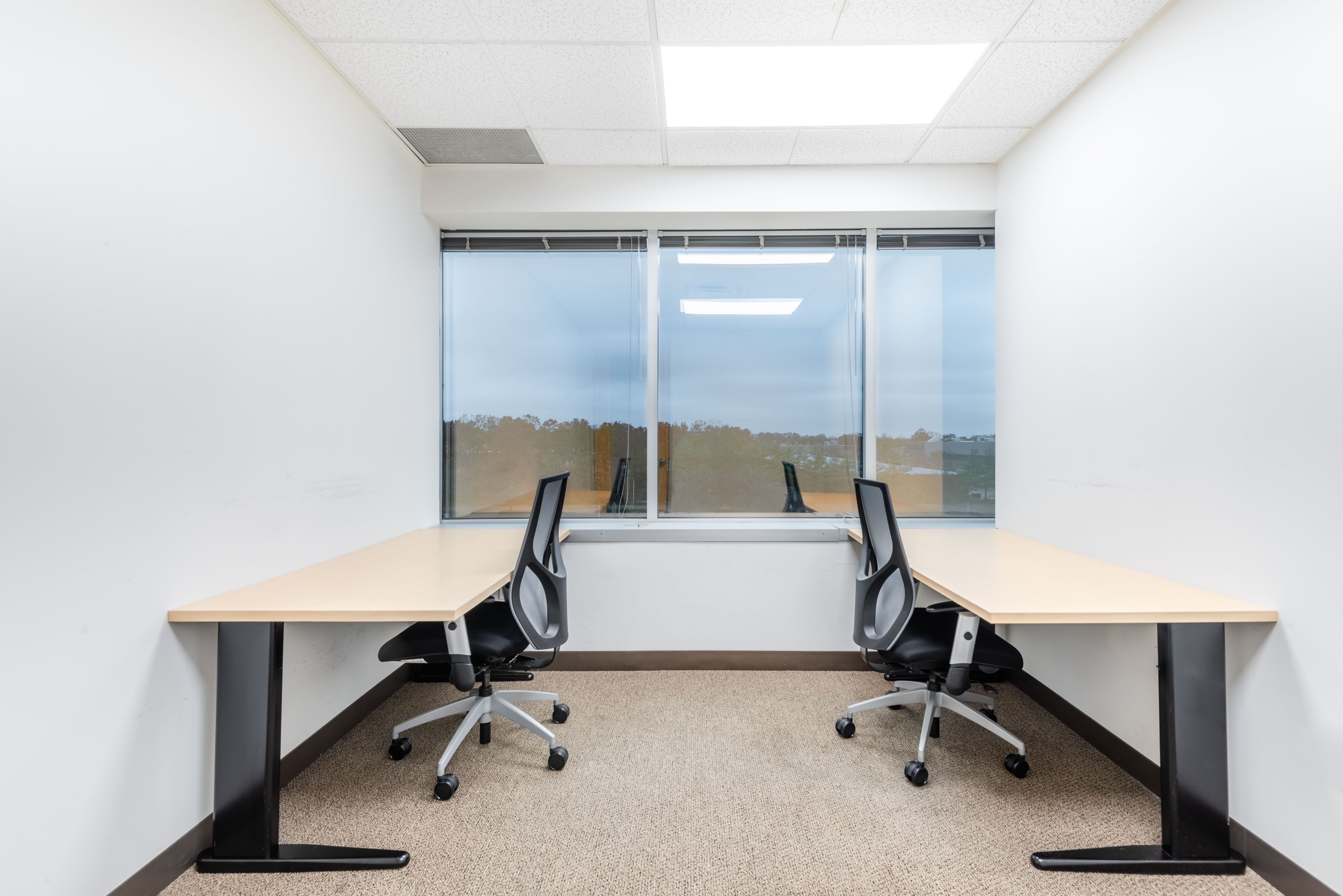 Regus - New York, Hauppauge - 150 Motor Parkway image 3