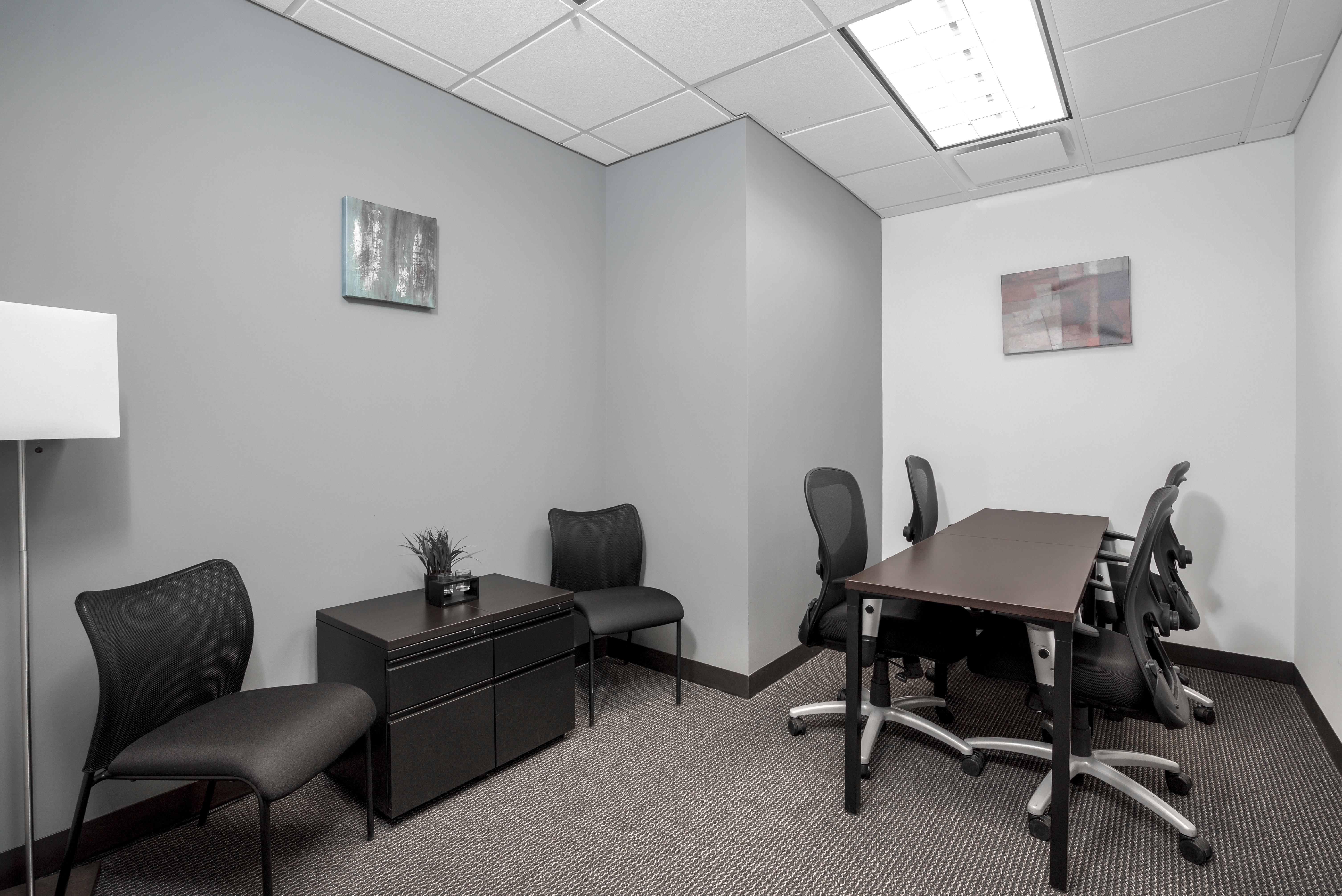 Regus - New York, Hicksville - Hicksville image 4